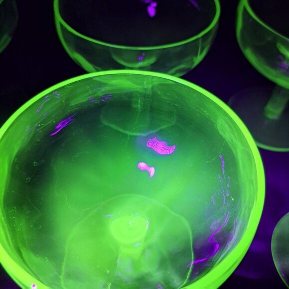 Hazel Atlas Depression Green Uranium Glass Footed Sherbet Dessert Cup - Picture 14 of 16